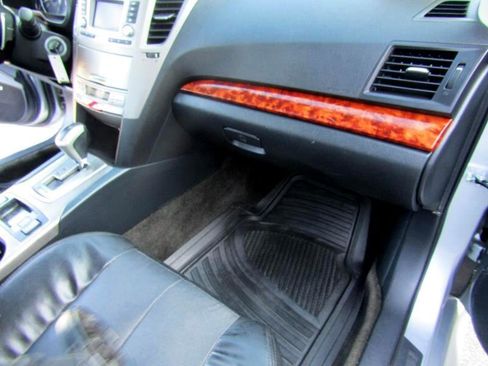 Used 2012 Subaru Legacy 2.5i Limited image 47