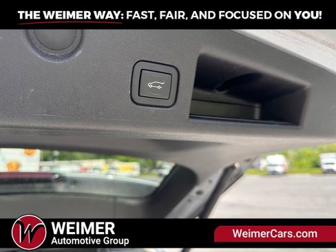 Used 2024 Chevrolet Equinox LT AWD/4WD image 27