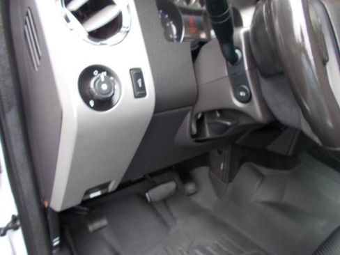 Used 2014 Ford F350 Lariat w/ Lariat Ultimate Package AWD/4WD image 33