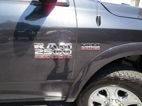 Used 2018 RAM 2500 Laramie w/ Convenience Group AWD/4WD image 31