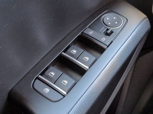 Used 2025 Kia Soul LX w/ LX Technology Package FWD image 20