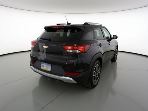 Used 2025 Chevrolet TrailBlazer LT image 9