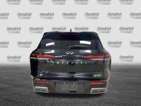 Used 2023 INFINITI QX60 Sensory w/ Vision Package AWD/4WD image 9