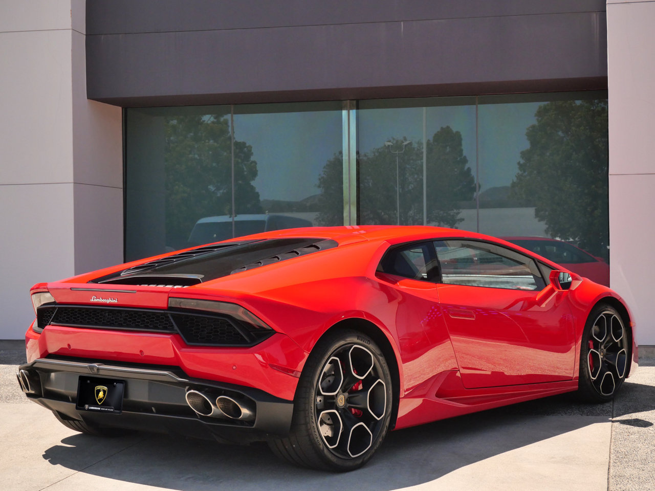 Used 2016 Lamborghini Huracan LP 580-2 RWD image 3