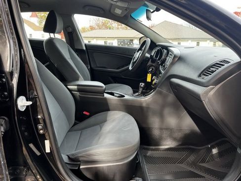 Used 2015 Kia Optima LX image 21