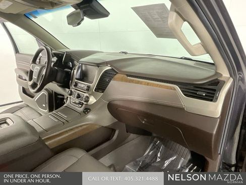 Used 2018 GMC Yukon Denali w/ Denali Ultimate Package AWD/4WD image 32