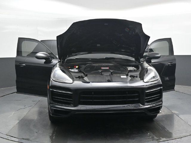 Used 2021 Porsche Cayenne GTS AWD/4WD image 43