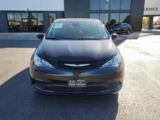 Used 2024 Chrysler Voyager LX video 2