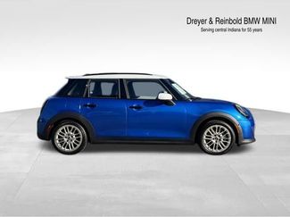 Used 2025 MINI Cooper S video 2