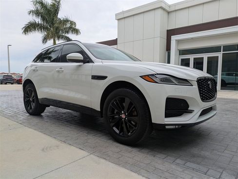 Used 2022 Jaguar F-PACE S image 2