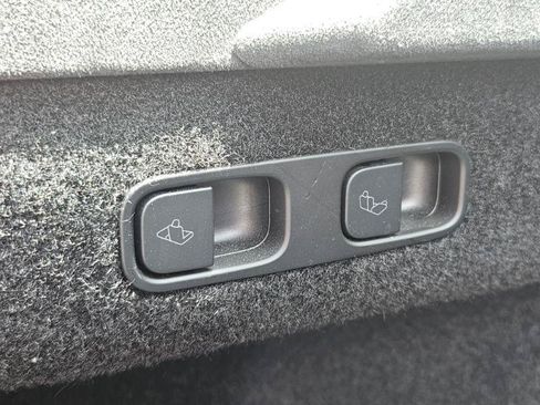 Used 2023 Tesla Model S AWD/4WD image 71