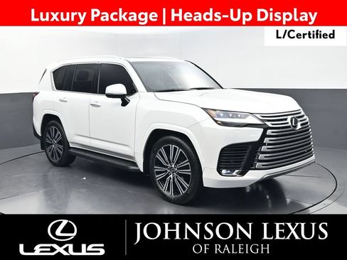 Certified 2024 Lexus LX 600 4WD w/ Luxury Package image 3