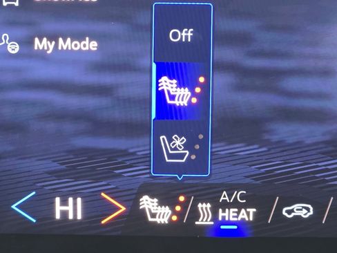 Used 2024 Chevrolet Blazer EV RS image 8