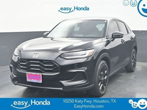 Used 2025 Honda HR-V Sport image 1