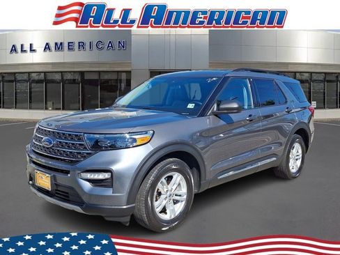 Certified 2023 Ford Explorer XLT w/ Equipment Group 202A AWD/4WD image 1