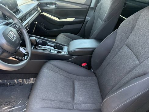 Used 2025 Honda Accord SE image 13