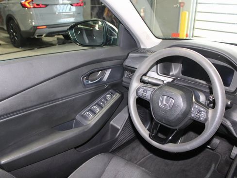 Used 2025 Honda Accord SE image 20