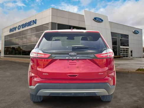 Certified 2023 Ford Edge SEL w/ Convenience Package AWD/4WD image 4