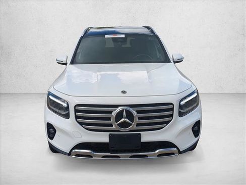 Used 2025 Mercedes-Benz GLB 250 image 2