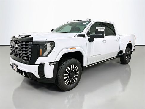 New 2026 GMC Sierra 2500 Denali Ultimate image 3