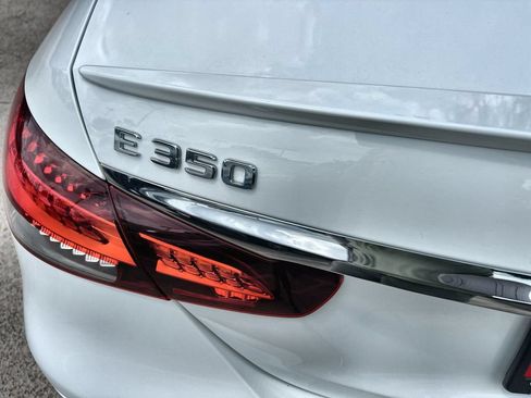 Used 2022 Mercedes-Benz E 350 Sedan image 14