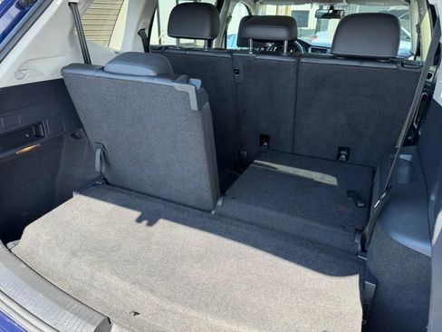 Used 2021 Volkswagen Tiguan SE FWD image 19