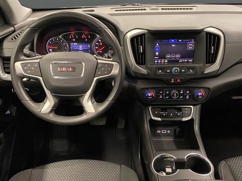 Used 2022 GMC Terrain SLE w/ Driver Convenience Package image 5