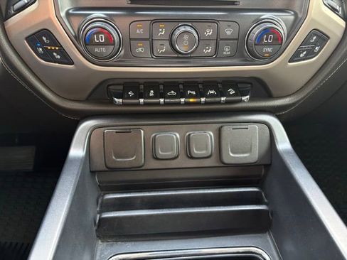 Used 2018 GMC Sierra 1500 Denali AWD/4WD image 28