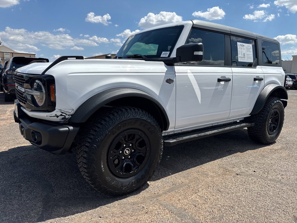 Used 2023 Ford Bronco Wildtrak AWD/4WD image 3