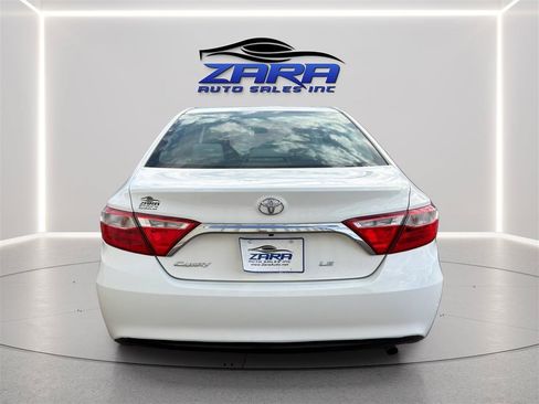 Used 2015 Toyota Camry LE FWD image 6