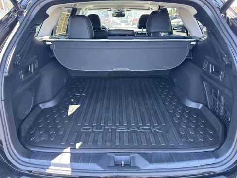 Used 2023 Subaru Outback Touring XT AWD/4WD image 10