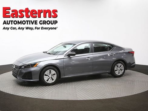 Used 2024 Nissan Altima 2.5 S image 57