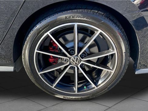 Used 2025 Volkswagen Jetta GLI Autobahn FWD image 10