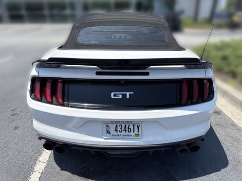 Used 2017 Ford Mustang GT Premium RWD image 5