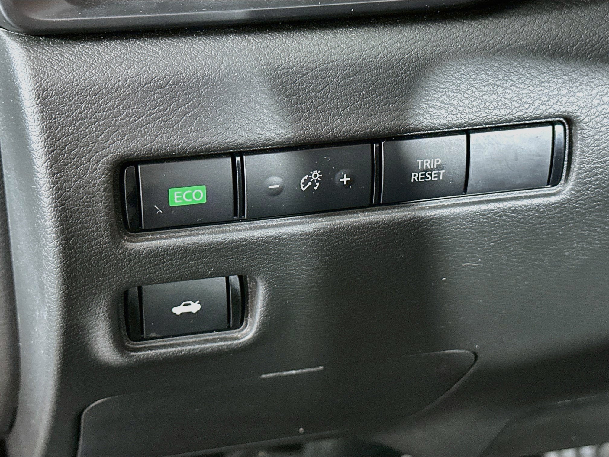 Used 2025 Nissan Sentra S FWD image 17