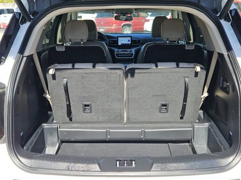 Certified 2023 Ford Explorer XLT w/ Equipment Group 202A image 31