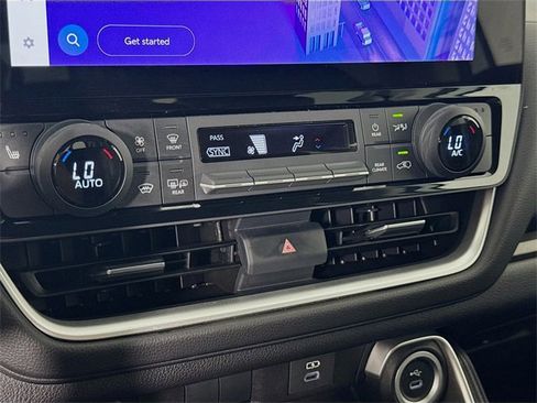 Certified 2025 Toyota Grand Highlander AWD image 15