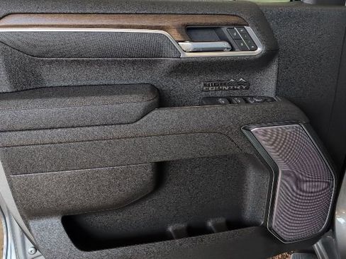 New 2026 Chevrolet Silverado 1500 High Country w/ High Country Premium Package image 14