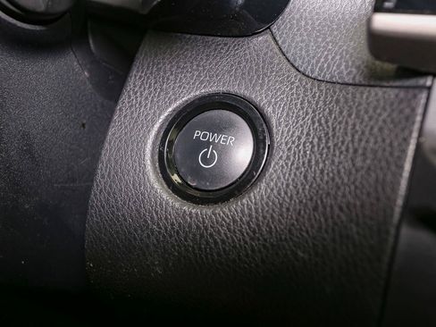 Used 2025 Toyota Camry SE FWD image 29