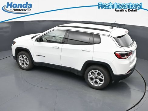 Used 2025 Jeep Compass Latitude AWD/4WD image 20