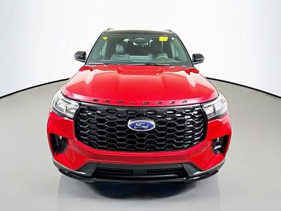 New 2025 Ford Explorer ST-Line w/ Premium Package