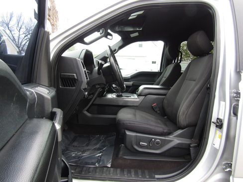 Used 2018 Ford F150 XLT w/ Equipment Group 302A Luxury image 9