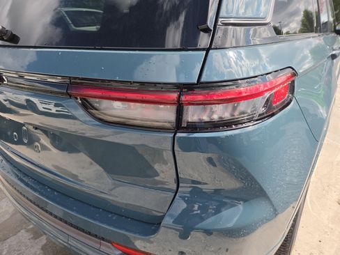New 2026 Jeep Grand Cherokee Limited AWD/4WD image 15