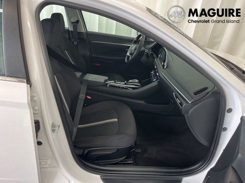 Used 2022 Hyundai Sonata SEL w/ Cargo Package image 19