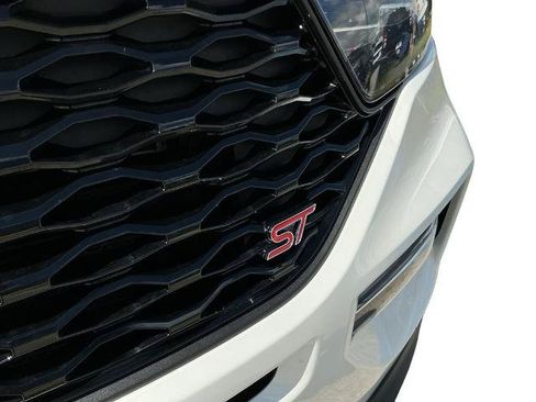 Certified 2022 Ford Explorer ST w/ ST Street Pack RWD image 11