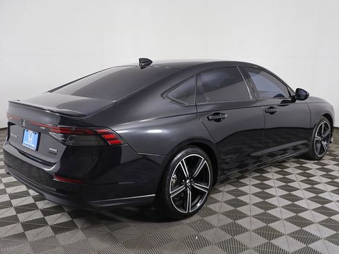 Used 2024 Honda Accord Sport image 10
