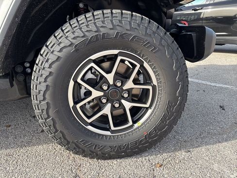 New 2026 Jeep Gladiator Rubicon AWD/4WD image 37