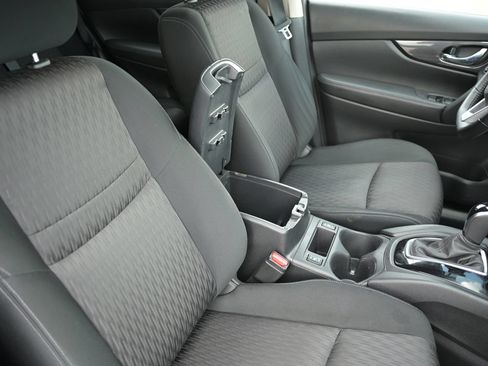 Used 2020 Nissan Rogue SV AWD/4WD image 47