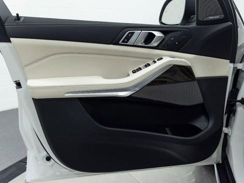 New 2026 BMW X5 xDrive40i w/ Climate Comfort Package image 15