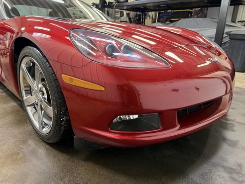 Used 2009 Chevrolet Corvette Coupe image 19